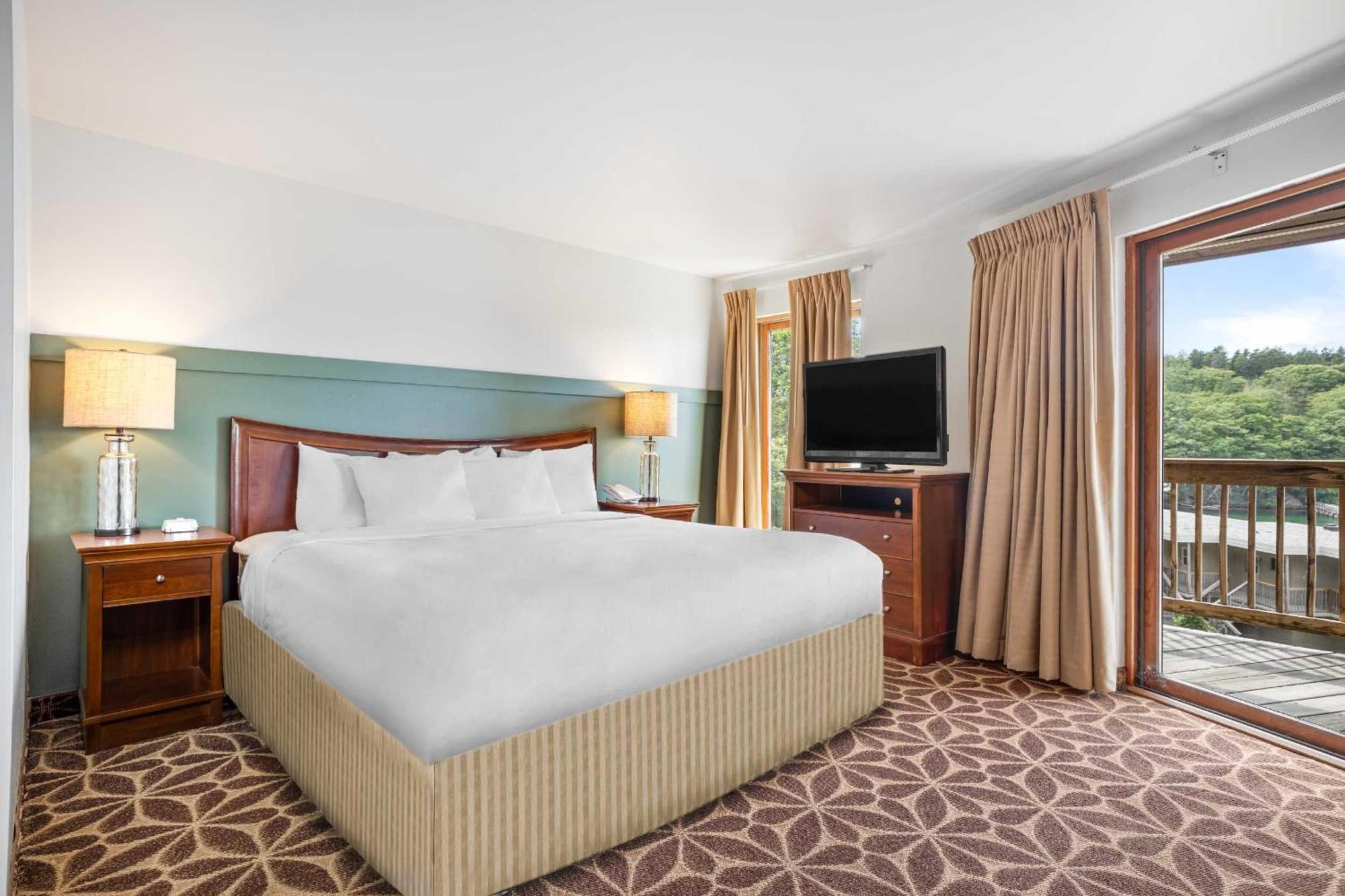 Ocean Gate Resort Southport Bagian luar foto
